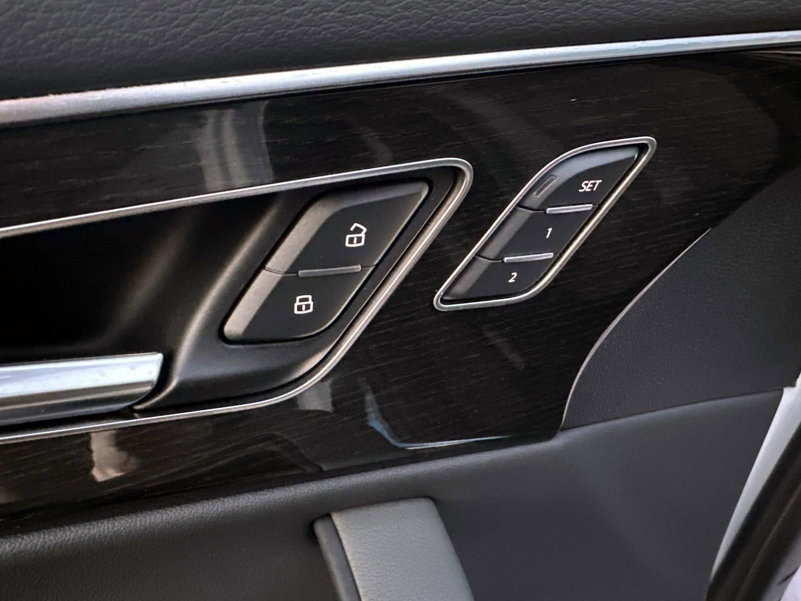 Used 2025 Audi Q8 Premium w/ Black Optic Package image 14