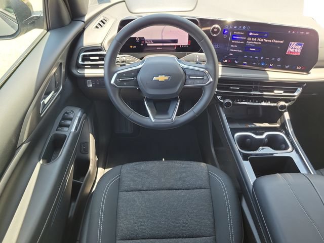 Certified 2026 Chevrolet Traverse LT w/ Sun and Wheel Package FWD image 18