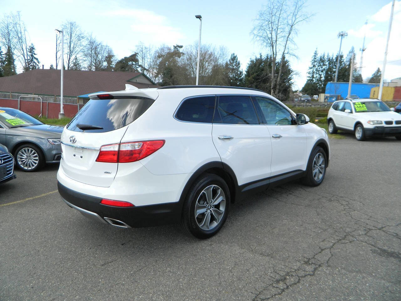 Used 2016 Hyundai Santa Fe SE image 8