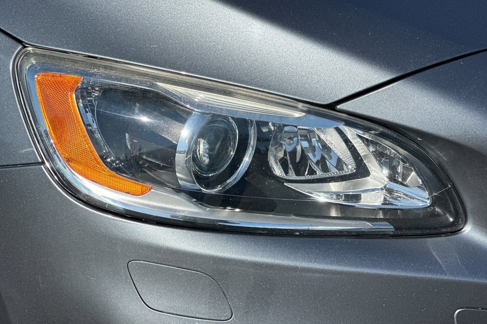 Used 2017 Volvo S60 T5 Inscription Platinum image 10