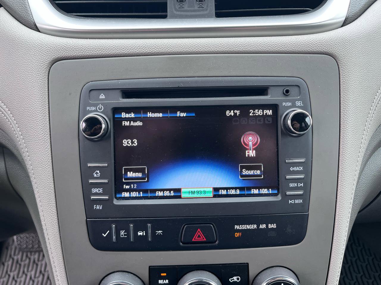 Used 2017 Chevrolet Traverse LS image 29