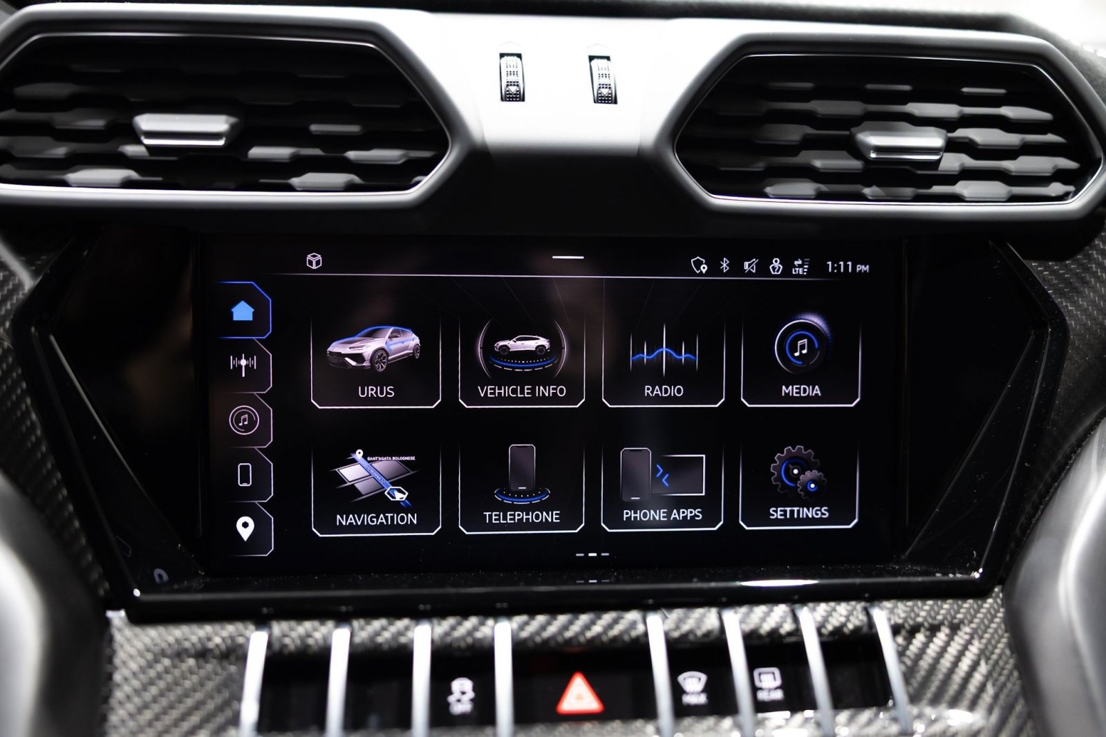 Used 2024 Lamborghini Urus Performante AWD/4WD image 30