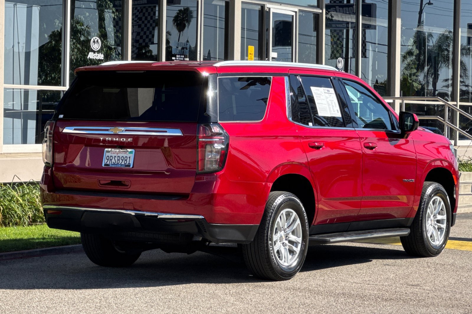 Used 2024 Chevrolet Tahoe LS RWD image 4
