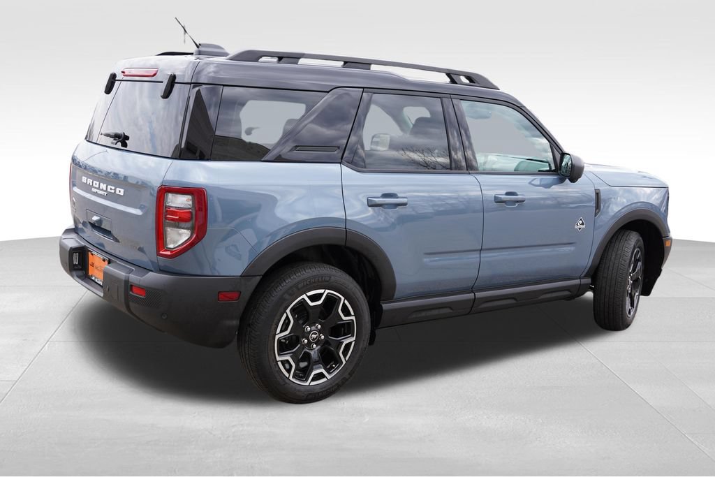 Used 2025 Ford Bronco Sport Outer Banks w/ Outer Banks Tech Package+ AWD/4WD image 5