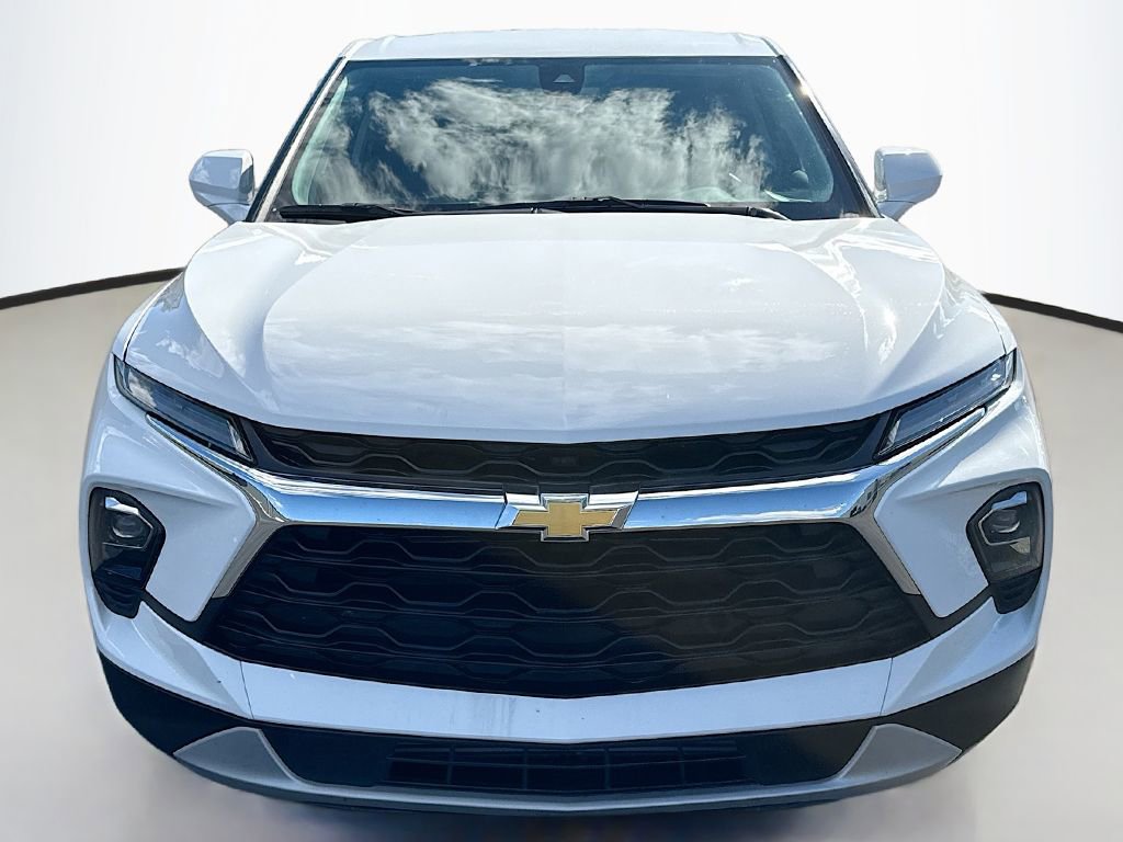 Used 2023 Chevrolet Blazer LT w/ Driver Confidence Package image 8