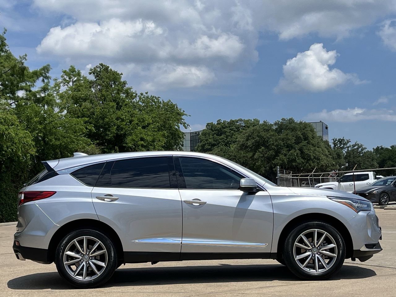 Used 2023 Acura RDX FWD w/ Technology Package image 3