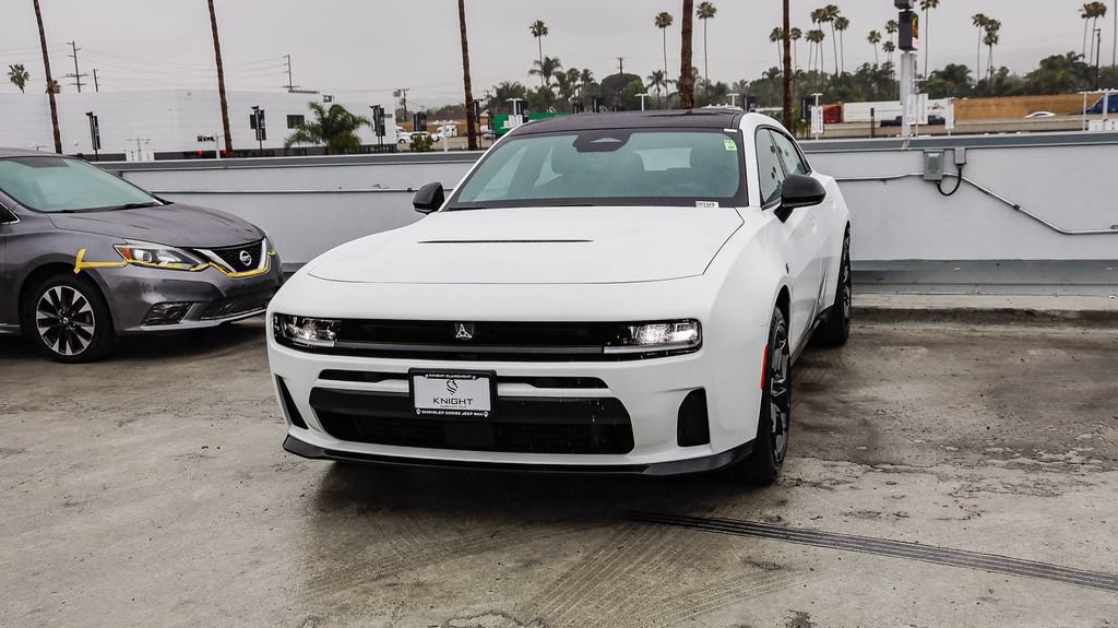 New 2026 Dodge Charger R/T w/ Blacktop Package AWD/4WD image 4
