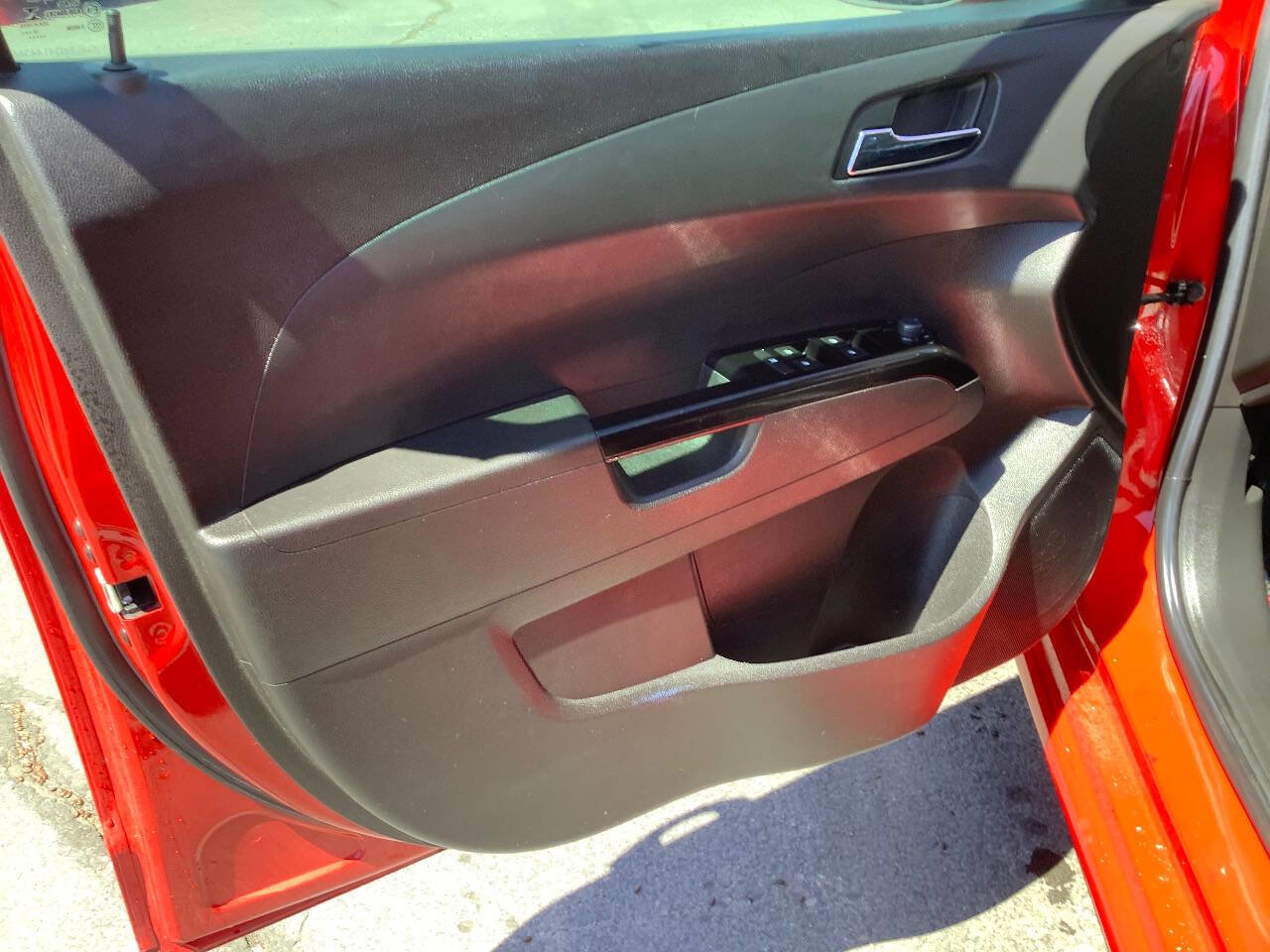 Used 2013 Chevrolet Sonic RS FWD image 27