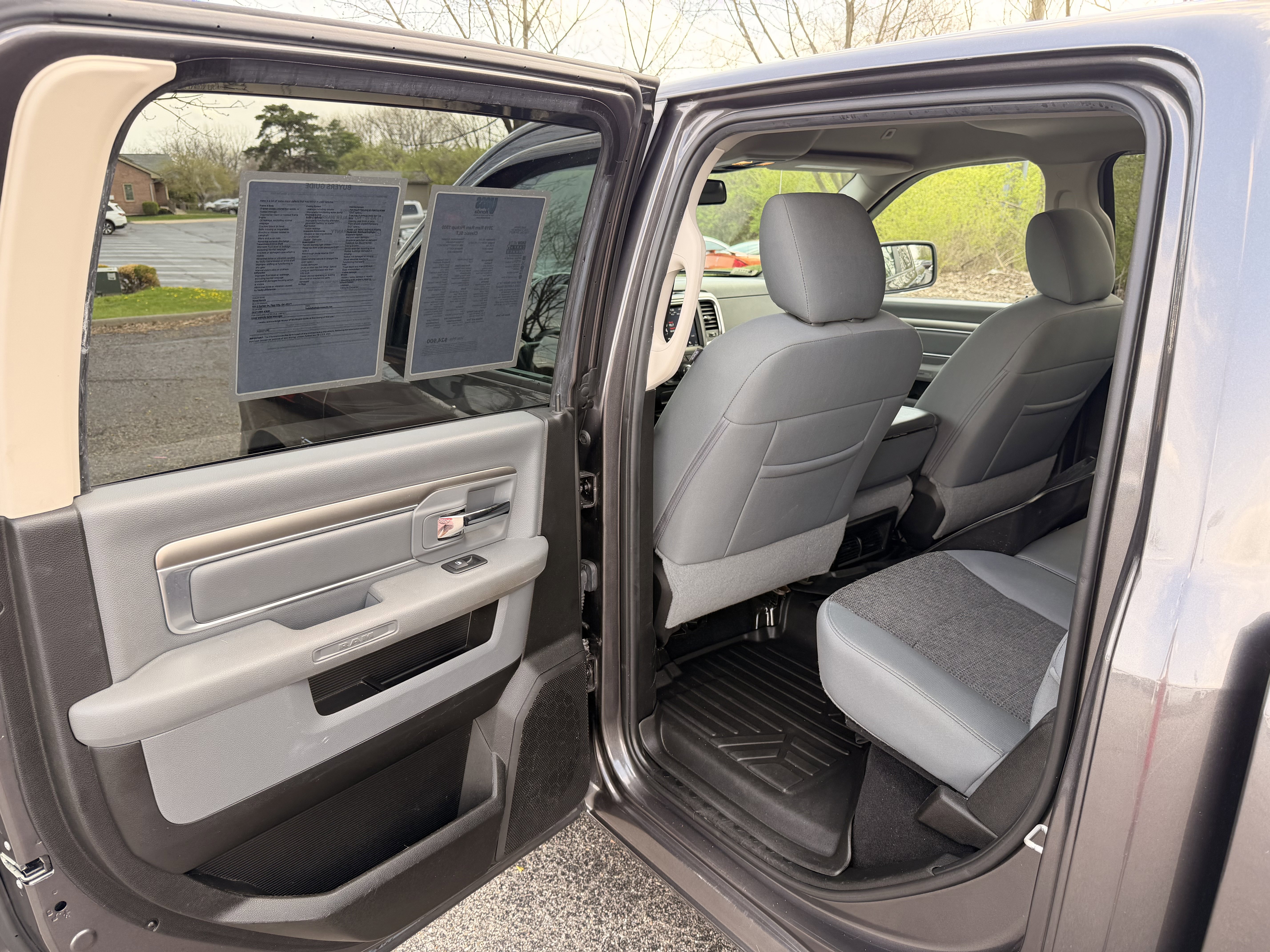 Used 2019 RAM 1500 Big Horn image 11