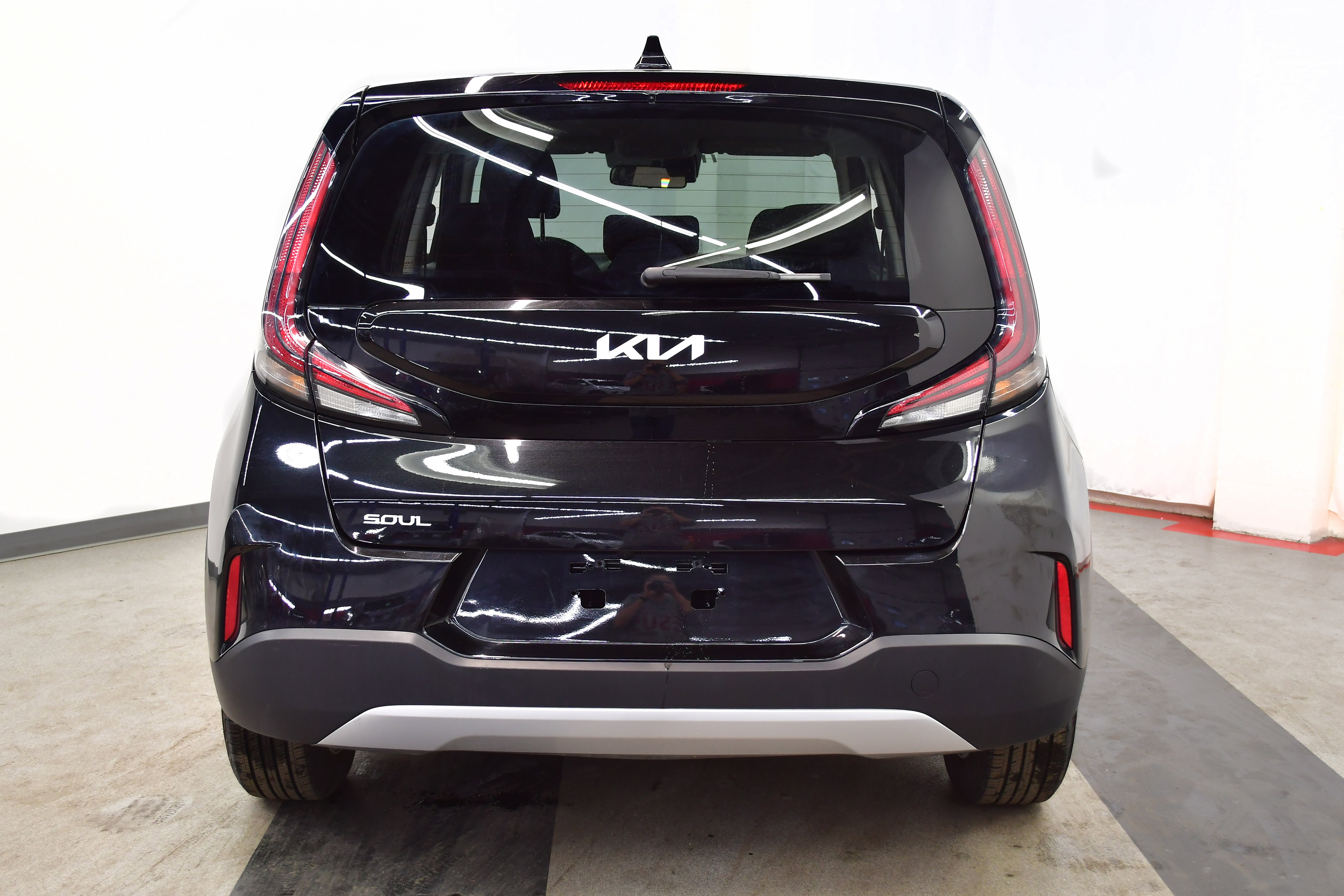 Used 2025 Kia Soul LX w/ LX Technology Package image 6