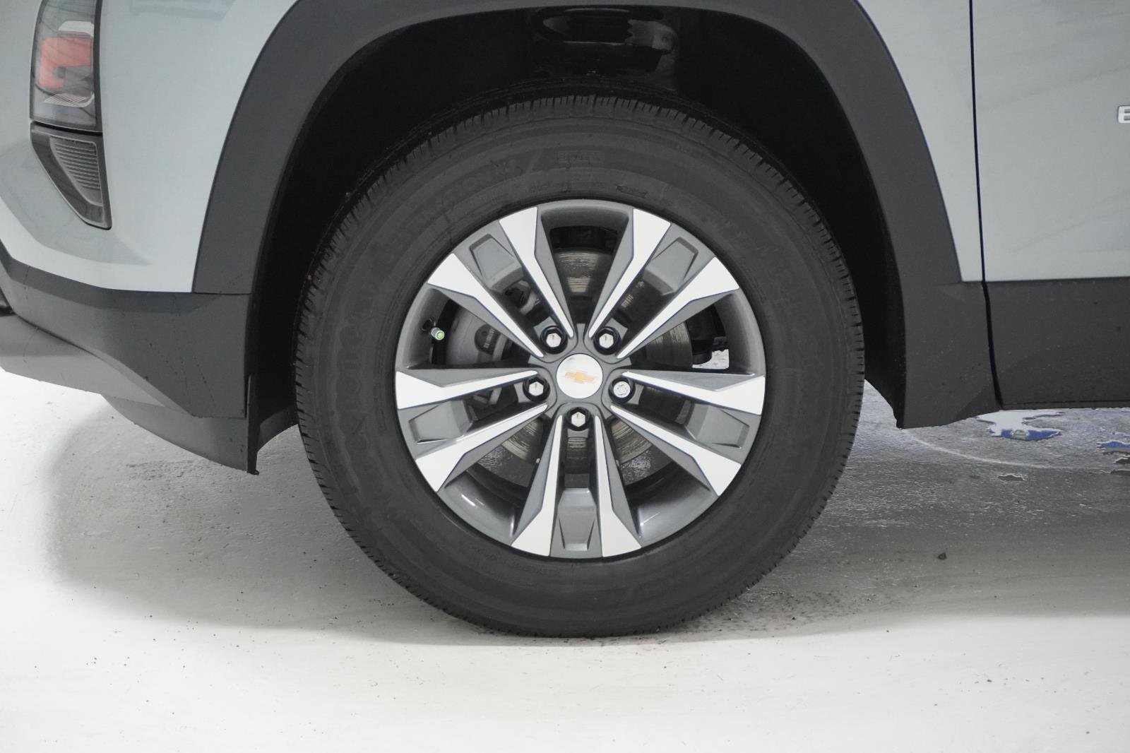 New 2026 Chevrolet Equinox LT image 11