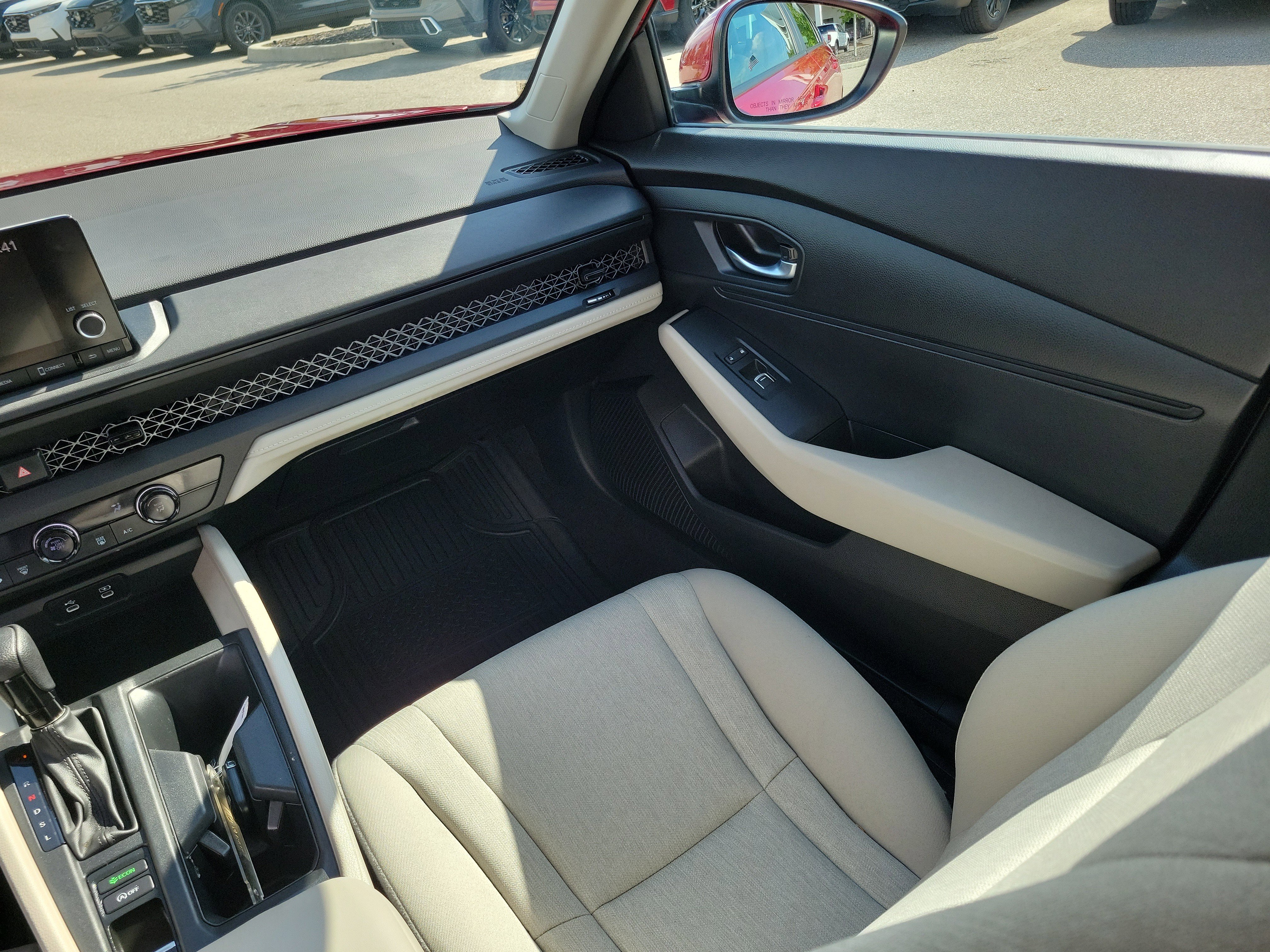 Used 2023 Honda Accord LX image 17