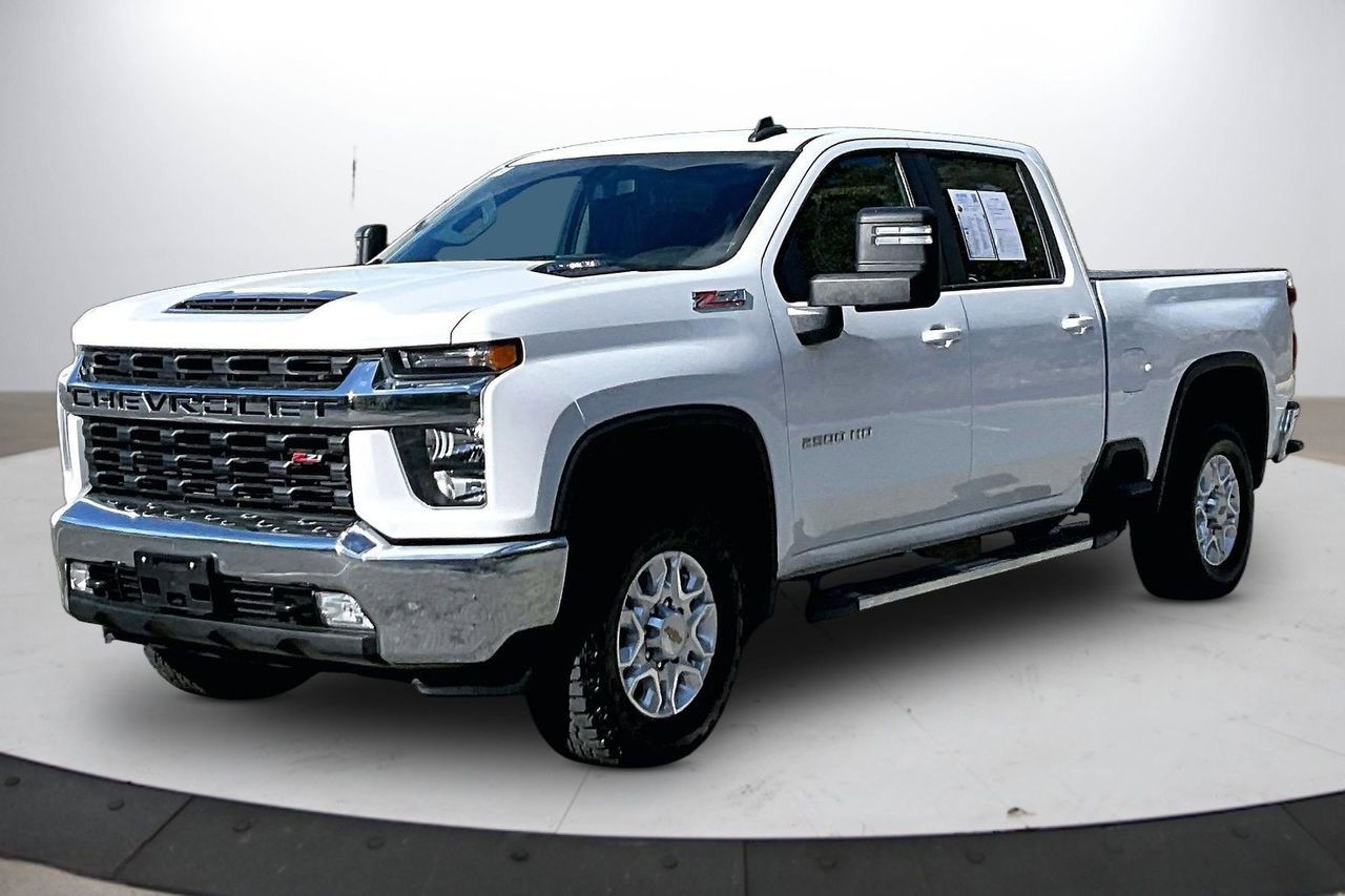 Used 2022 Chevrolet Silverado 2500 LT w/ Convenience Package image 4