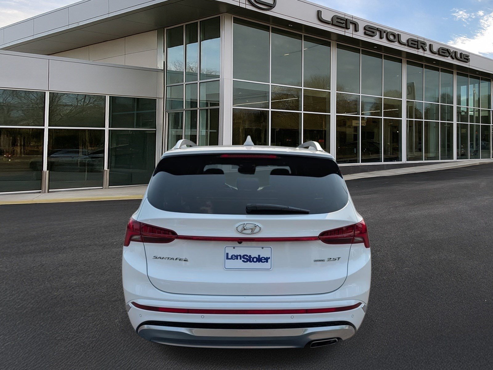 Used 2023 Hyundai Santa Fe Calligraphy AWD/4WD image 4