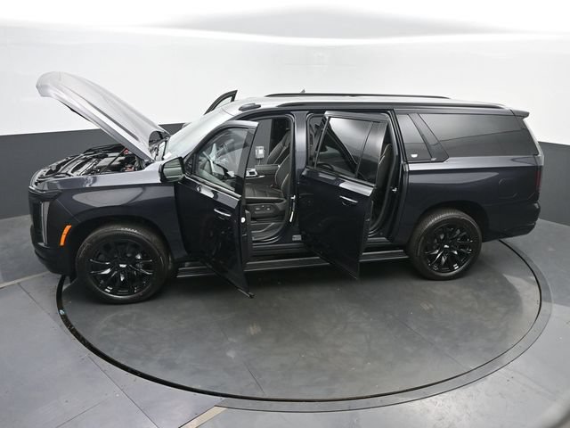 New 2026 Cadillac Escalade ESV Sport w/ LPO, ONYX Package AWD/4WD image 66