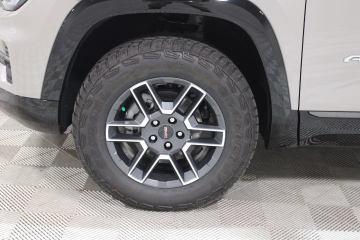 New 2026 GMC Terrain AT4 AWD/4WD image 41