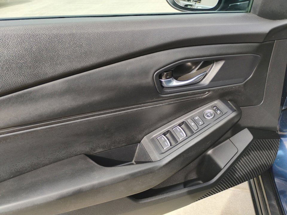 Certified 2024 Honda Accord EX image 32