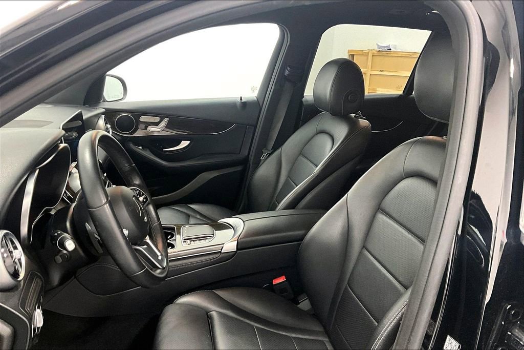 Used 2021 Mercedes-Benz GLC 300 image 25
