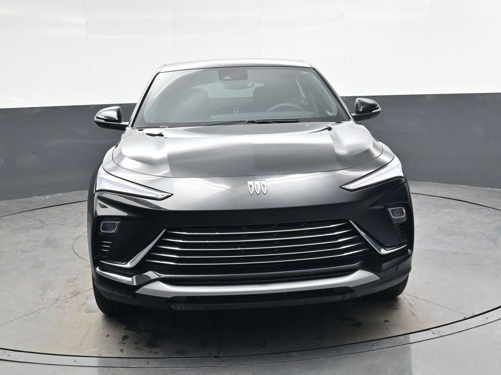 Used 2025 Buick Envista Preferred w/ Advanced Safety Package image 10