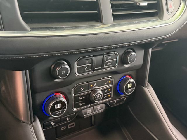 Used 2024 Chevrolet Tahoe LT RWD image 18