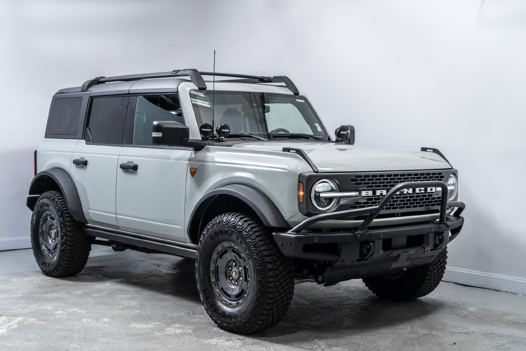 Used 2024 Ford Bronco Badlands AWD/4WD image 9