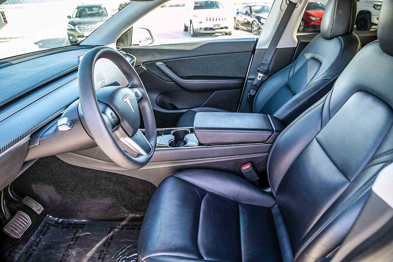 Used 2021 Tesla Model Y Long Range image 17