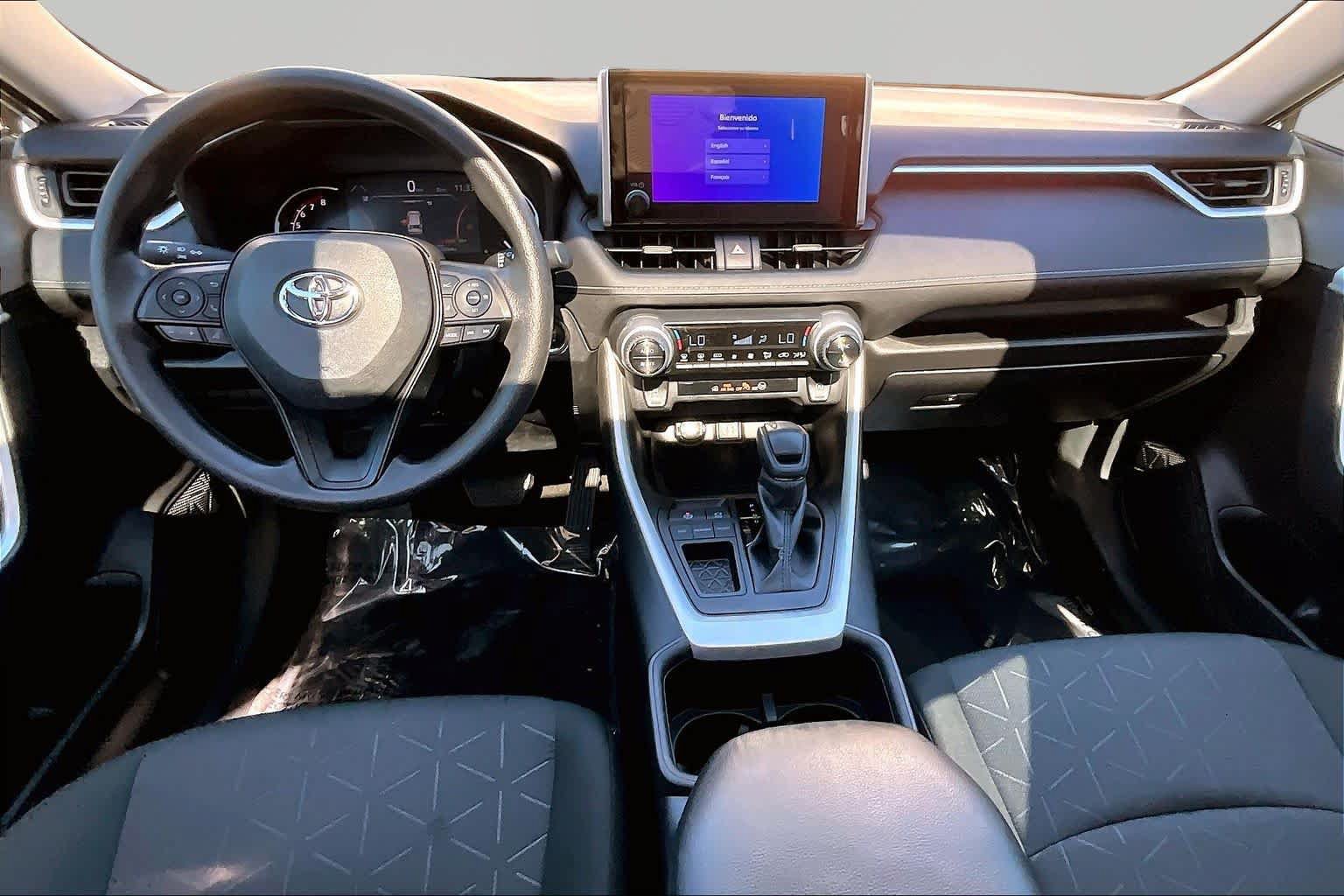 Used 2023 Toyota RAV4 XLE w/ Convenience Package FWD image 16