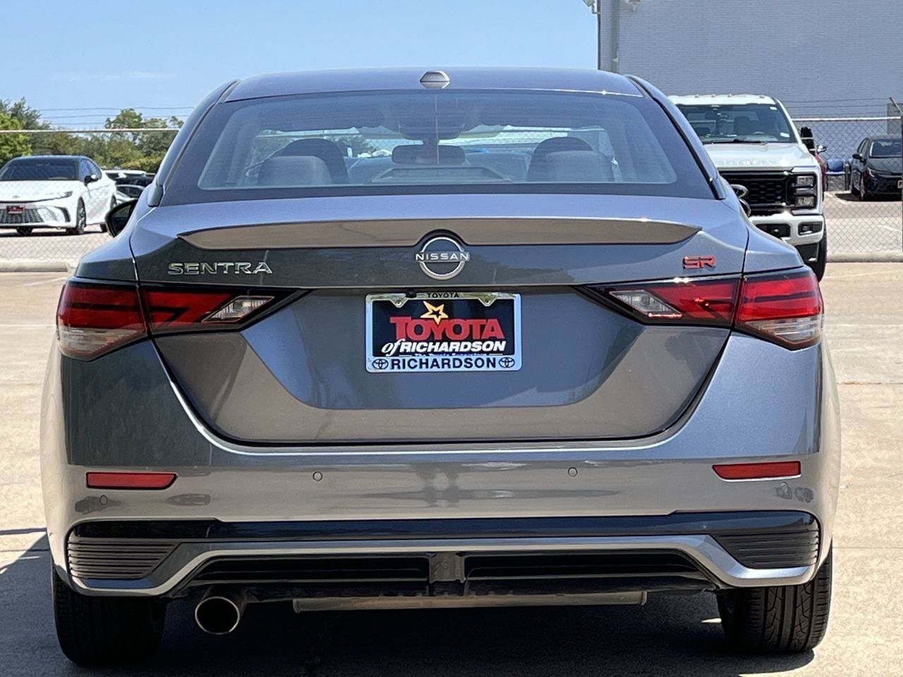 Used 2025 Nissan Sentra SR FWD image 5
