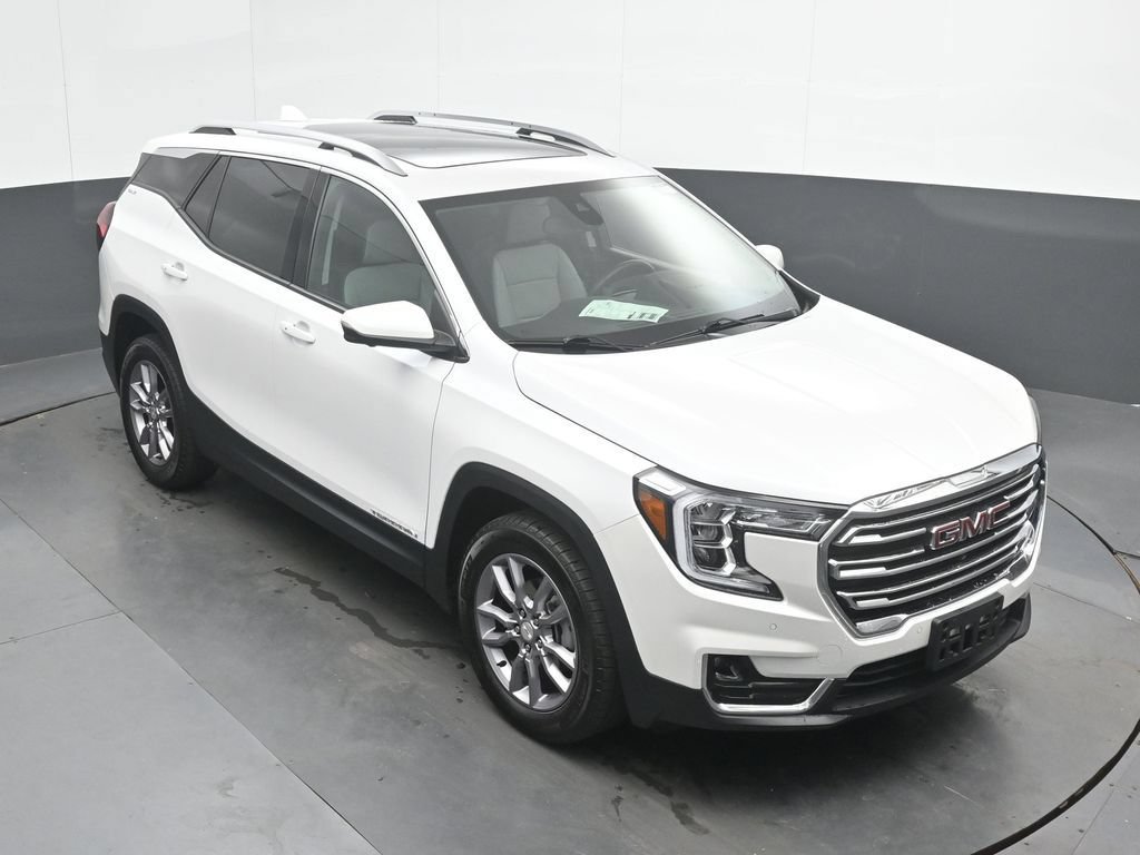 Used 2024 GMC Terrain SLT w/ Infotainment Package II AWD/4WD image 34