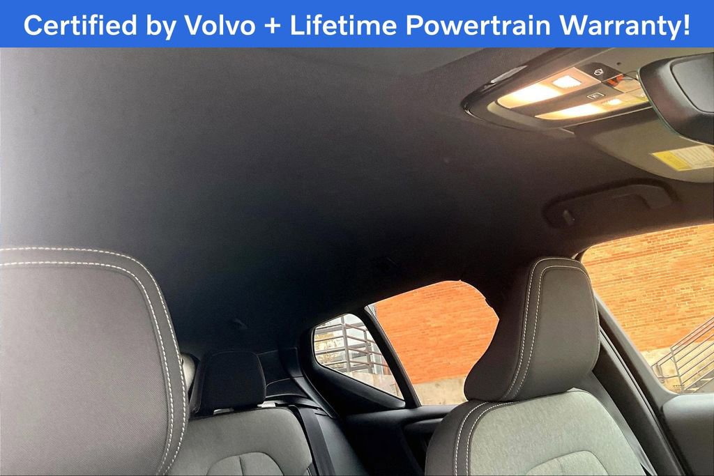 Certified 2023 Volvo XC40 B5 Core image 22