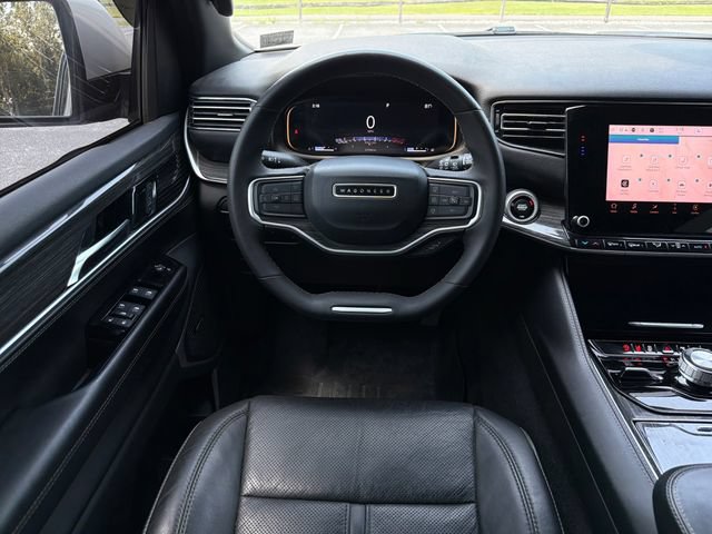 Used 2022 Jeep Wagoneer Series II w/ Premium Group I AWD/4WD image 13