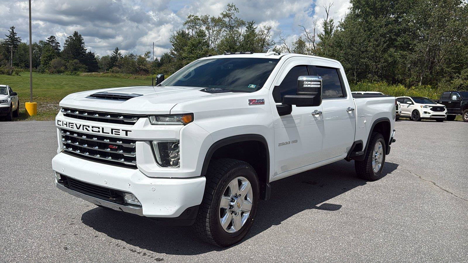 Used 2021 Chevrolet Silverado 2500 LTZ w/ Z71 Chrome Sport Edition AWD/4WD image 3