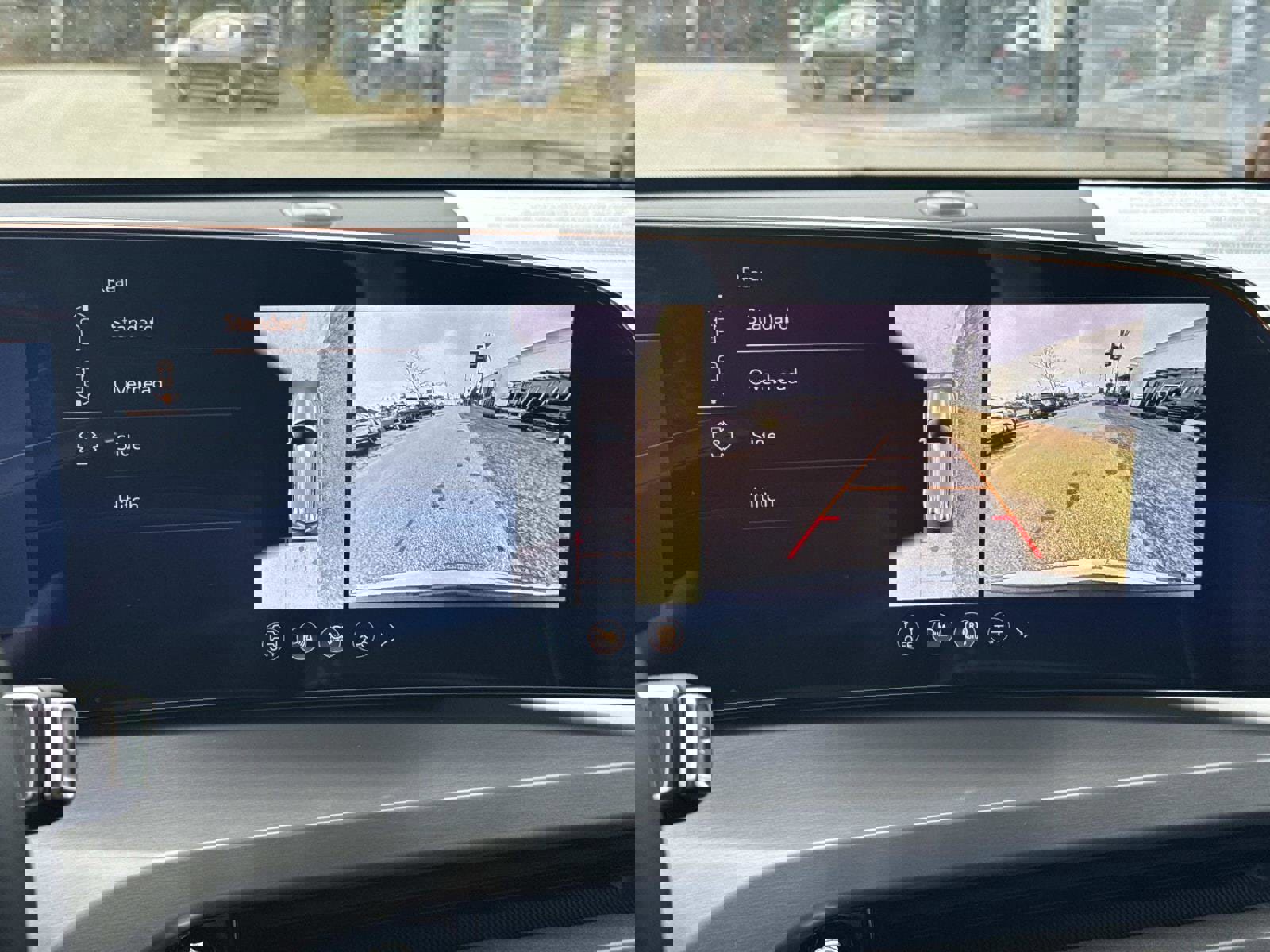 Used 2026 Cadillac Vistiq Luxury image 27