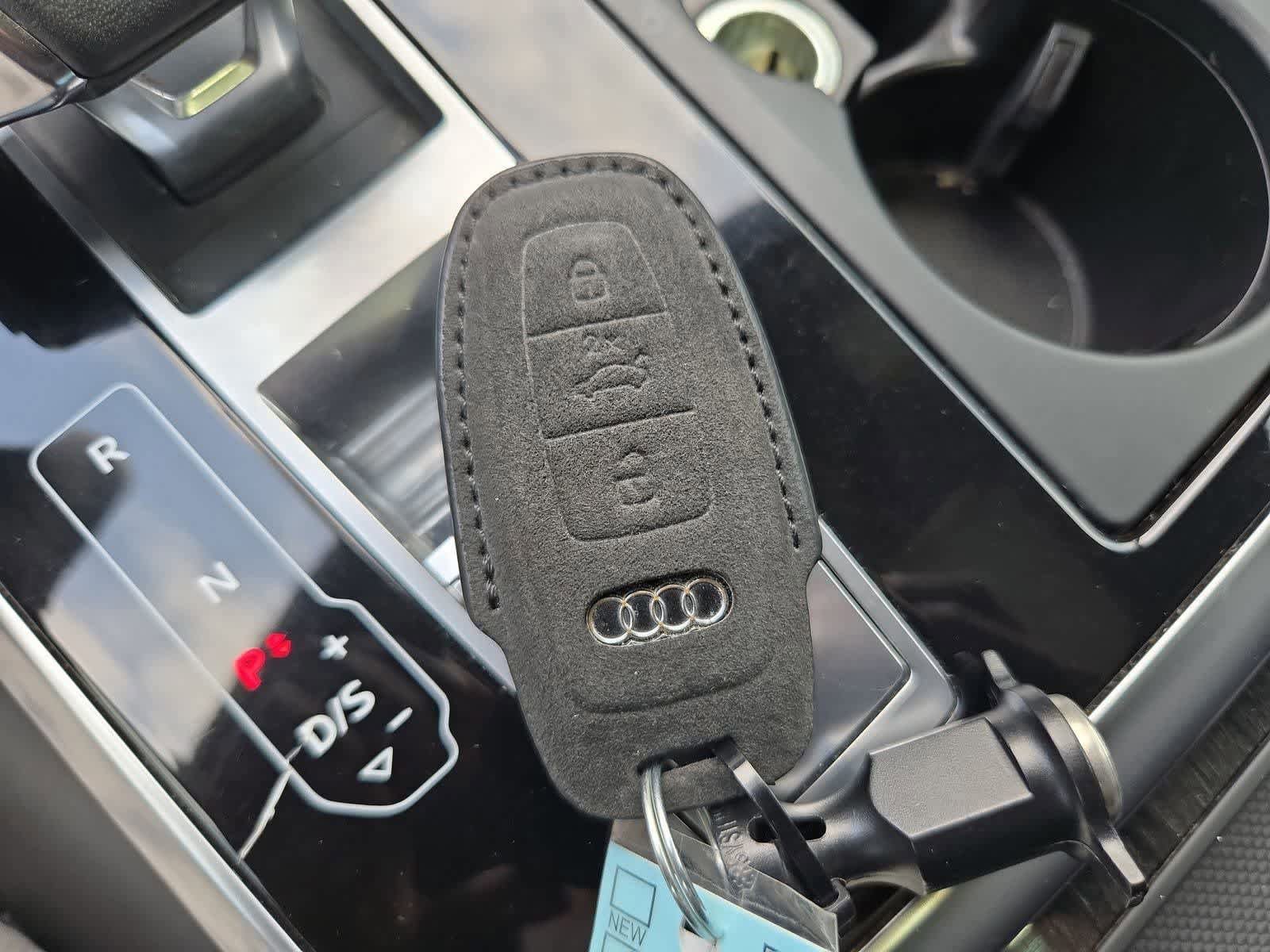 Used 2021 Audi Q7 3.0T Prestige w/ Prestige Package AWD/4WD image 35