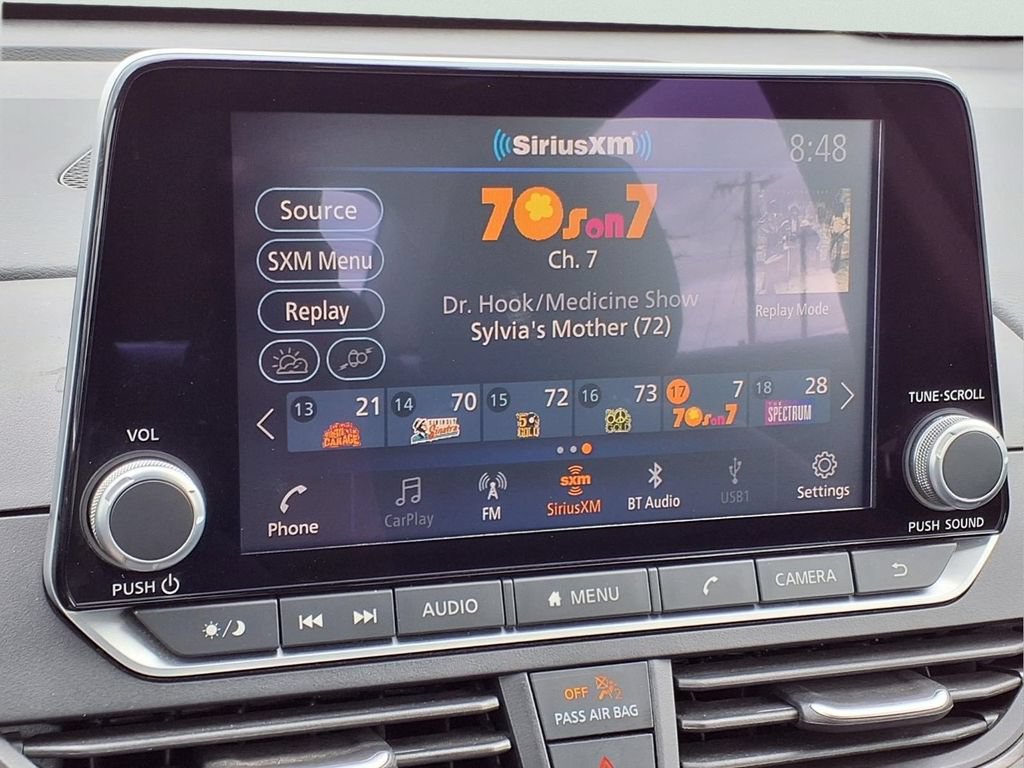 Used 2025 Nissan Altima 2.5 SV FWD image 10