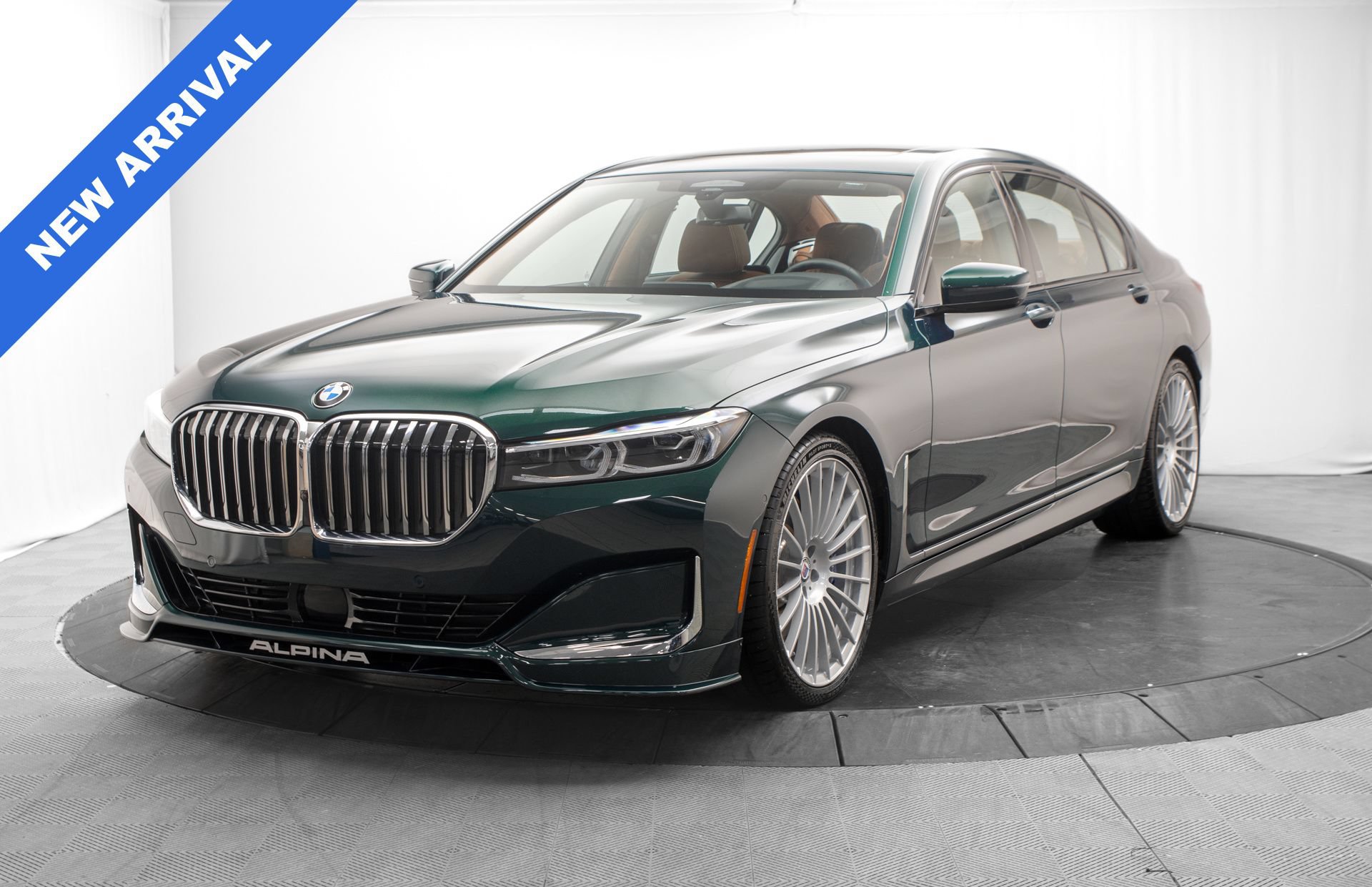 Used 2022 BMW ALPINA B7 xDrive w/ Luxury Rear Seating Package AWD/4WD image 7