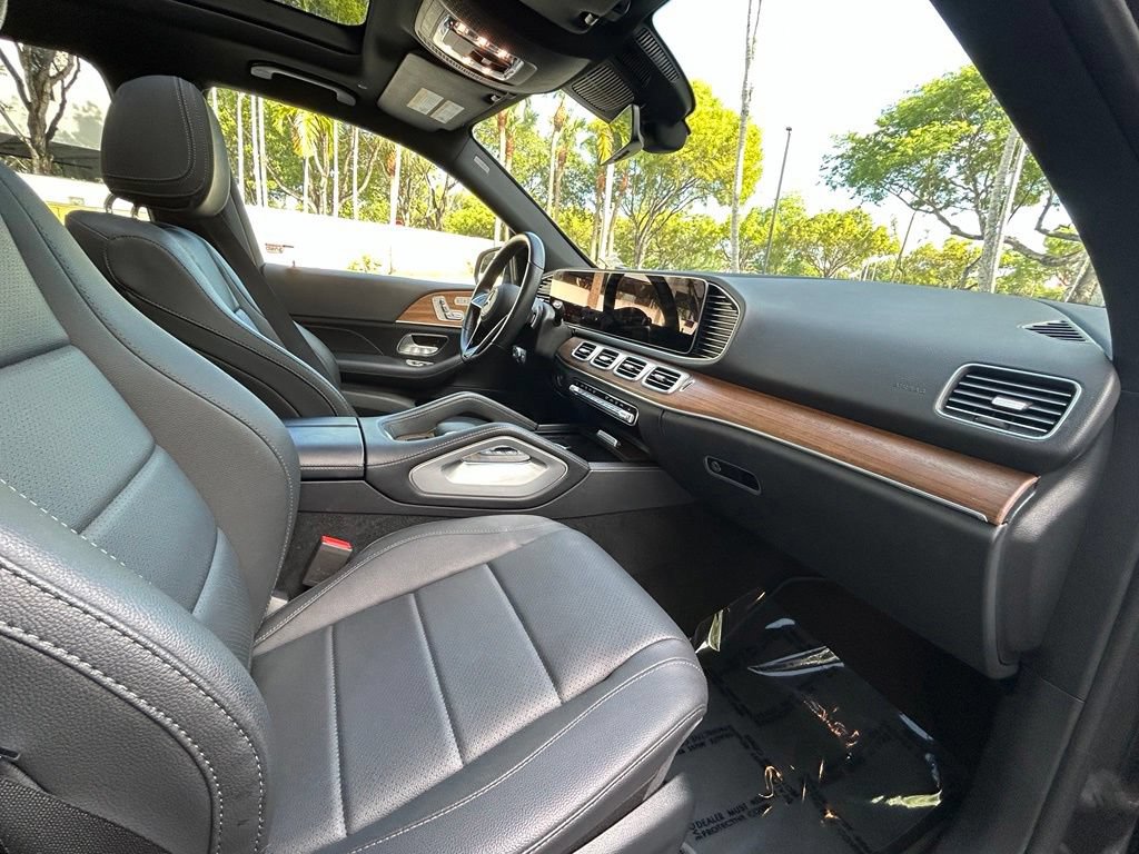 Used 2025 Mercedes-Benz GLE 350 4MATIC image 37