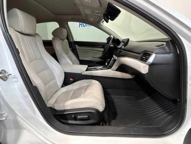 Certified 2018 Honda Accord EX-L image 29