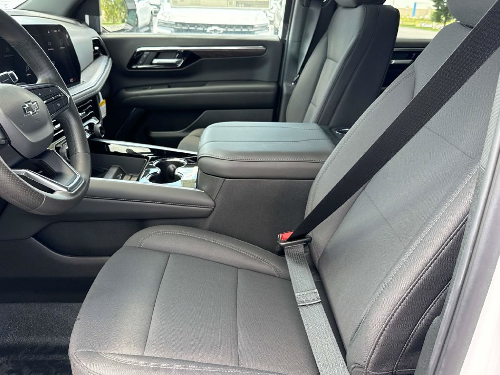 New 2026 Chevrolet Tahoe 4WD w/ 1FL Safety Package image 9