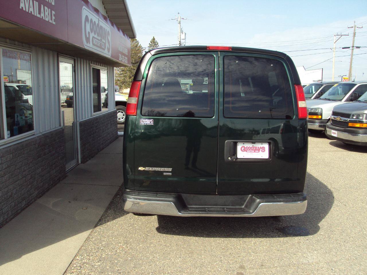 Used 2014 Chevrolet Express 1500 LT w/ LT Preferred Equipment Group AWD/4WD image 6
