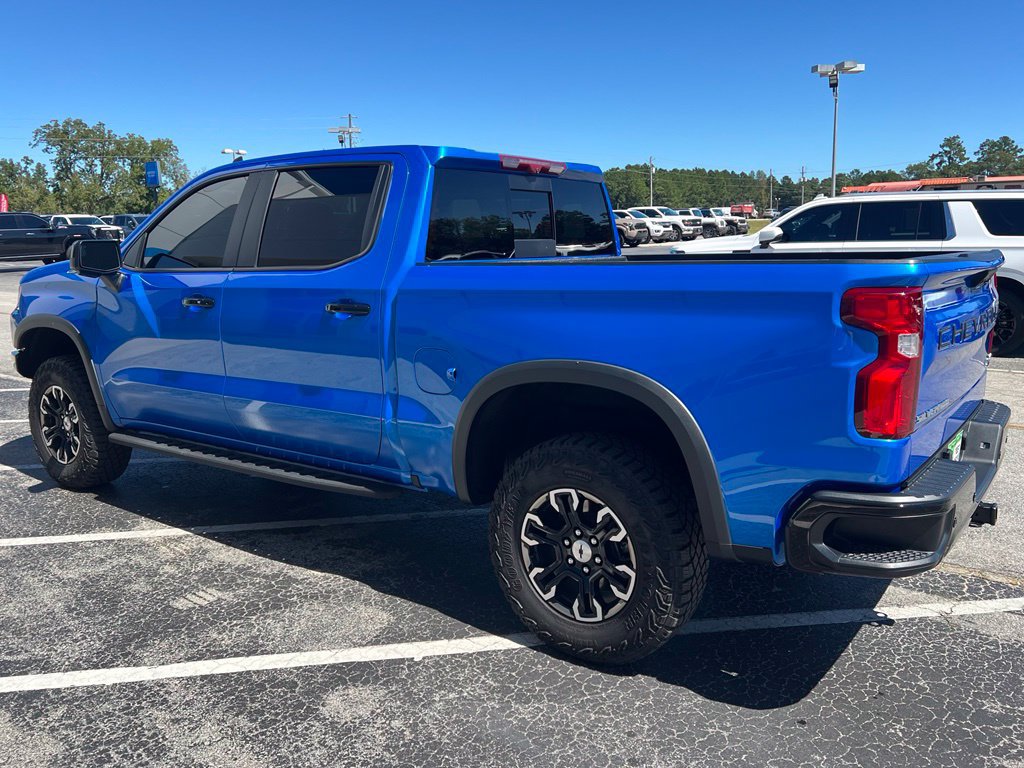 Used 2025 Chevrolet Silverado 1500 ZR2 AWD/4WD image 31
