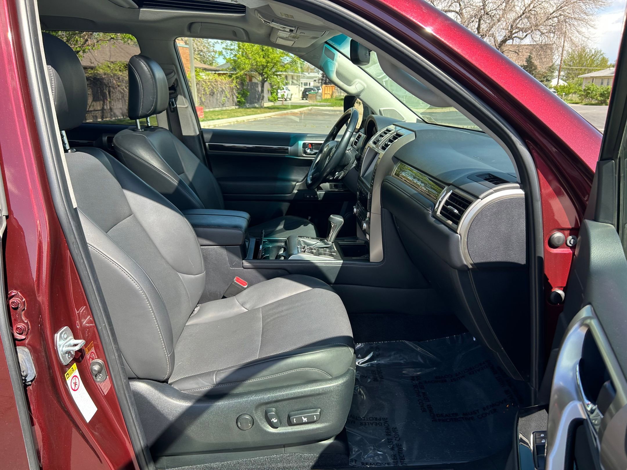 Used 2014 Lexus GX 460 image 30