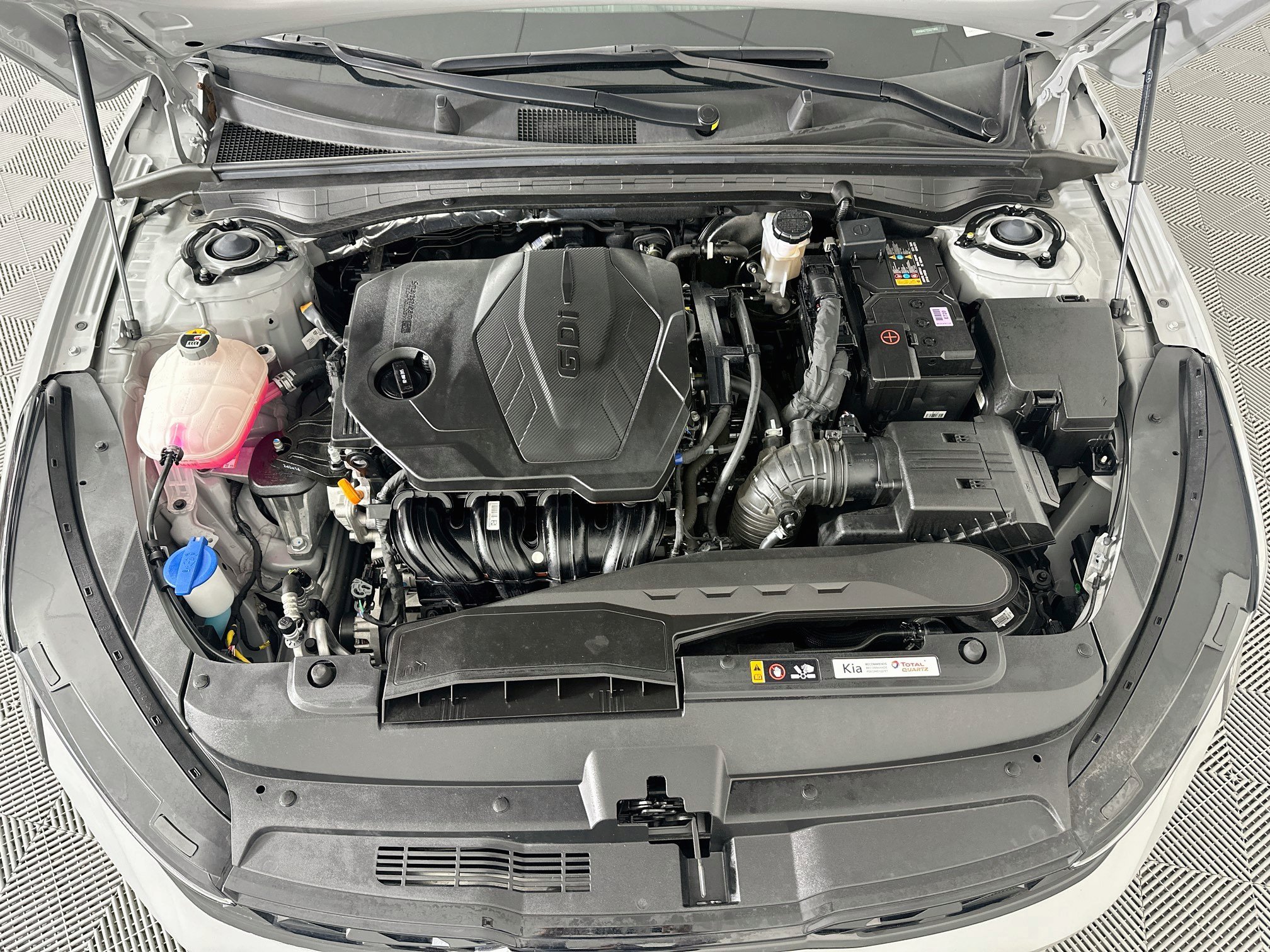 Used 2025 Kia K5 GT-Line AWD/4WD image 33