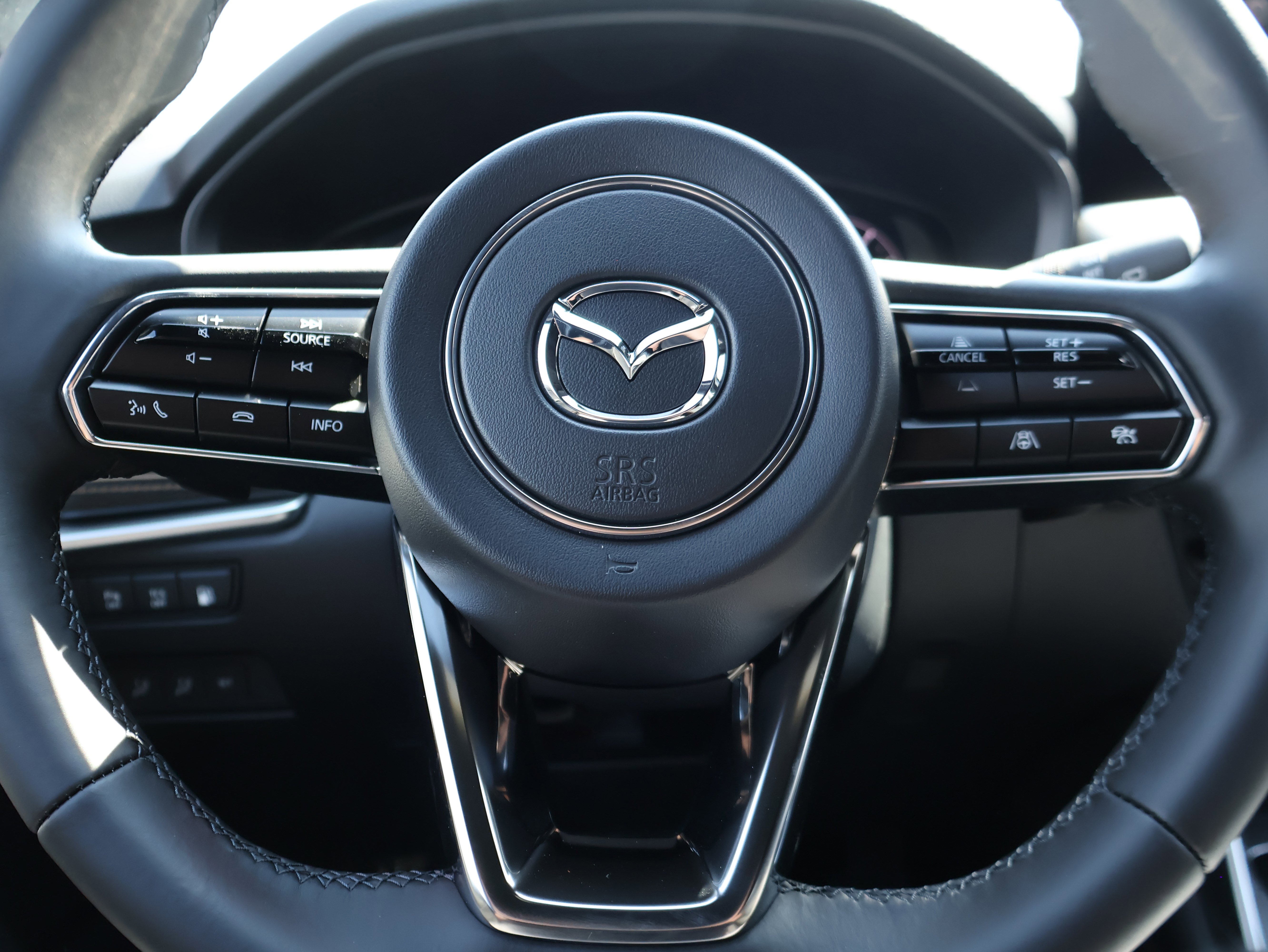 New 2025 MAZDA CX-90 Plug-In Hybrid w/ Premium Plus image 35