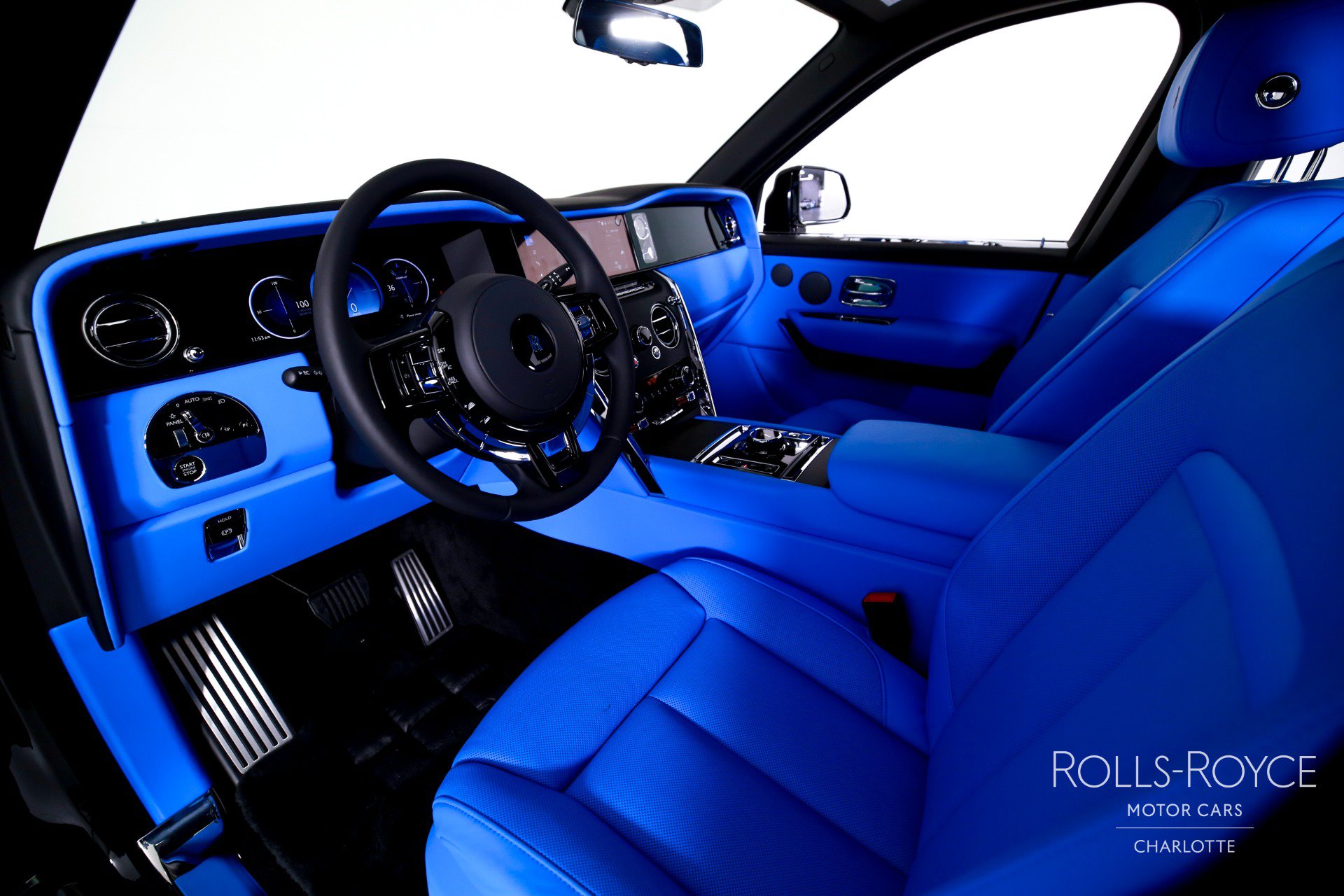 New 2026 Rolls-Royce Cullinan AWD/4WD image 4