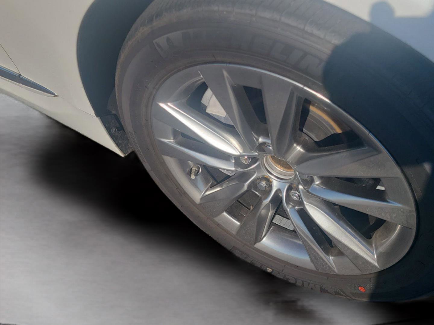 Used 2016 Lexus LS 460 image 7