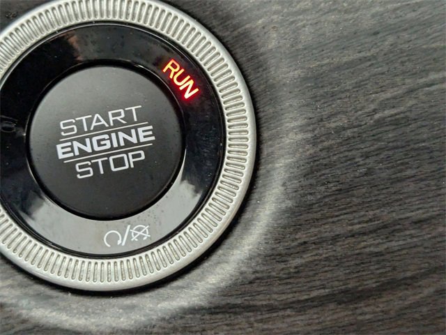 Used 2024 Jeep Grand Cherokee L Limited w/ Luxury Tech Group II image 25