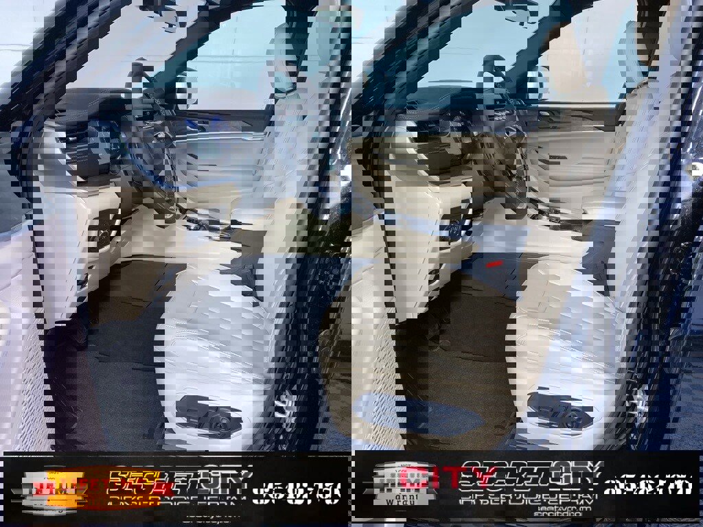 New 2025 Jeep Grand Cherokee L Limited image 11