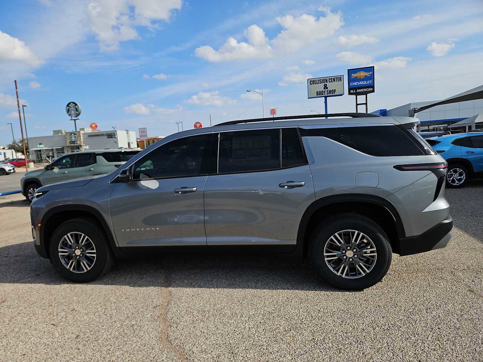 New 2026 Chevrolet Traverse LT image 5