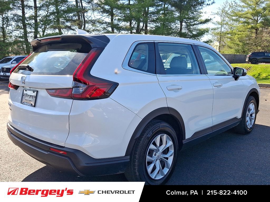 Used 2023 Honda CR-V LX image 5